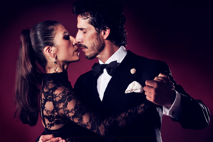Los Totis — Virginia Gómez & Christian Márquez